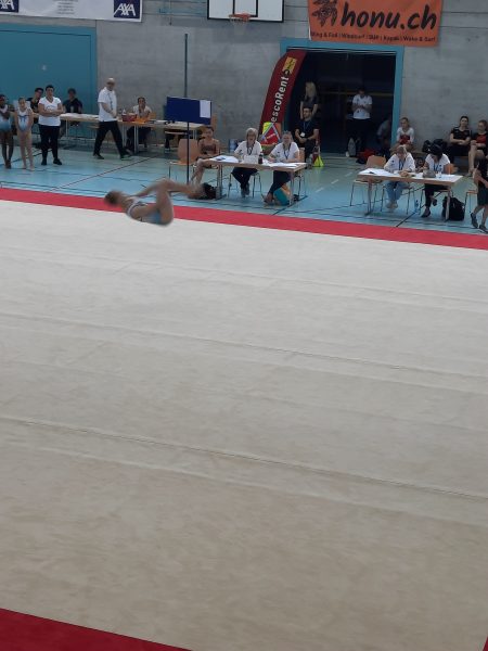 Photo 18 – Bernoise à Uetendorf (21 mai)