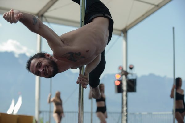 Photo 12 – 150 ans - Montreux Acrobatie