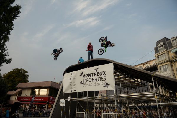 Photo 25 – 150 ans - Montreux Acrobatie