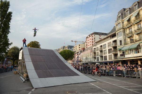 Photo 38 – 150 ans - Montreux Acrobatie