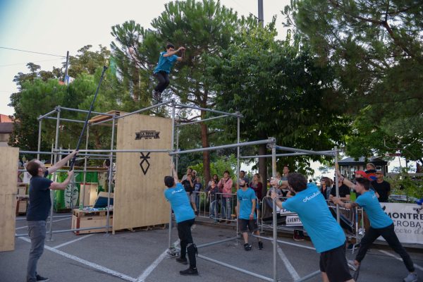 Photo 62 – 150 ans - Montreux Acrobatie