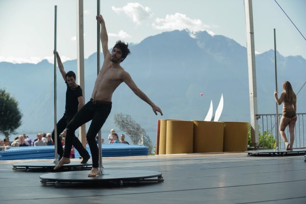 Photo 74 – 150 ans - Montreux Acrobatie