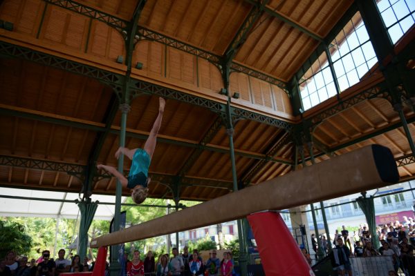 Photo 98 – 150 ans - Montreux Acrobatie